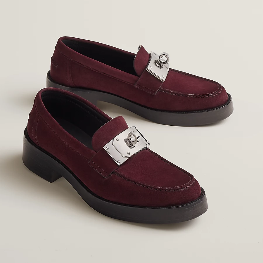 Hot loafer - Image 1